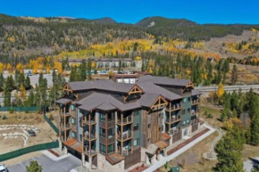 Clearwater Lofts - 3 Bedroom Luxury Condo Near Lakeside Village